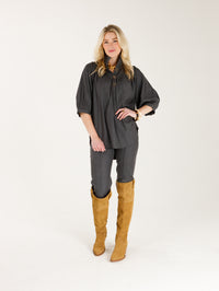 Avie -Black Washed Denim